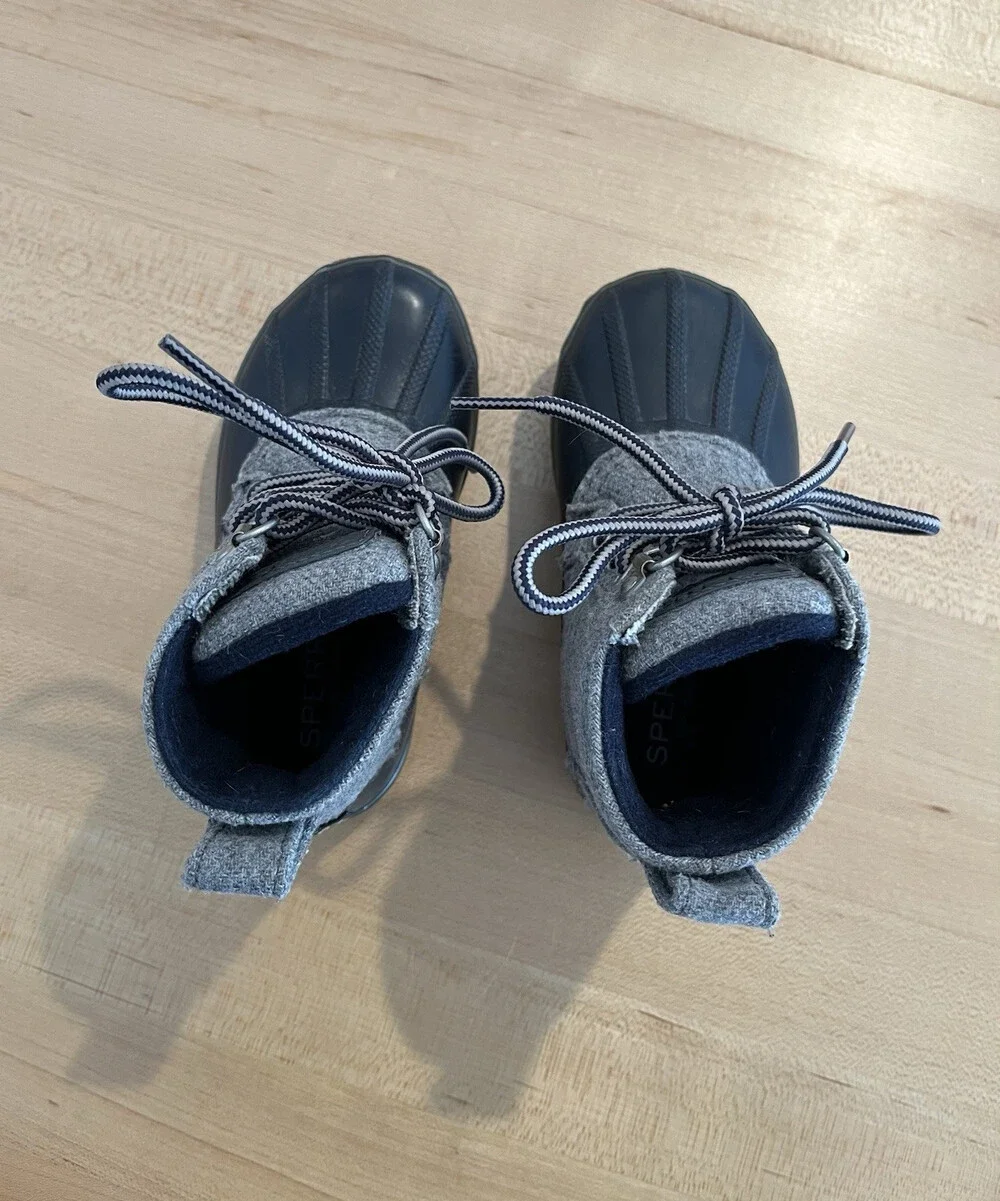 Sperry navy blue kid’s